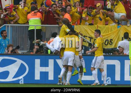 Der kolumbianische Juan Fernando Quintero Joy nach dem Tor 2-0 während der Fußball-WM 2014 erste Runde Gruppe D Spiel Kolumbien gegen Elfenbeinküste im Nationalstadion, Brasilia, Brasilien , am 19. Juni 2014. Kolumbien gewann 2:1. Foto von Henri Szwarc/ABACAPRESS.COM Stockfoto