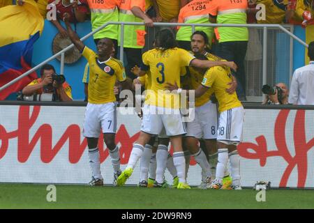 Der kolumbianische Juan Fernando Quintero Joy nach dem Tor 2-0 während der Fußball-WM 2014 erste Runde Gruppe D Spiel Kolumbien gegen Elfenbeinküste im Nationalstadion, Brasilia, Brasilien , am 19. Juni 2014. Kolumbien gewann 2:1. Foto von Henri Szwarc/ABACAPRESS.COM Stockfoto