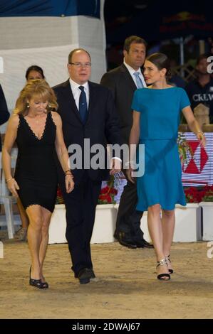 Prinz Albert II. Von Monaco und seine Nichte Charlotte Casiraghi nehmen am 28. Juni 2014 im Rahmen der Global Champions Tour in Monaco an der Ausgabe 2014 des Springpferdewettbewerbs Jumping International von Monaco Teil. Foto Thierry Orban/ABACAPRESS.COM Stockfoto