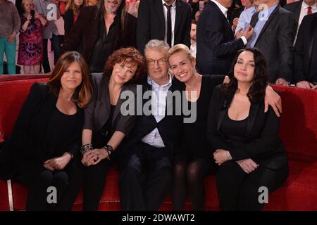 Charlotte Valandrey, Marlene Jobert, Dominique Besnehard, Sandrine Bonnaire und Beatrice Dalle bei der Aufnahme von Vivement Dimanche am 22. April 2014 in Paris, Frankreich. Foto von Max Colin/ABACAPRESS.COM Stockfoto