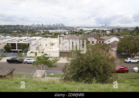 Blick in das Zentrum von Sydney vom Dudley Page Reserve, Dover Heights, Sydney, NSW, Australien. Stockfoto