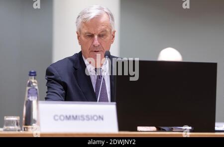 Brüssel, Belgien. Dezember 2020. Michel Barnier, Chefunterhändler der britischen Task Force der Europäischen Kommission, nimmt am 22. Dezember 2020 in Brüssel an einer Sitzung des Ausschusses der Ständigen Vertreter (AStV) zum aktuellen Stand der Verhandlungen zwischen der EU und dem Vereinigten Königreich Teil. Die Ständigen Vertreter der EU werden über den Stand der Verhandlungen zwischen der EU und dem Vereinigten Königreich und das umfassende Investitionsabkommen zwischen der EU und China sprechen. - Foto von Monasse T/ANDBZ/ABACAPRESS.COM Quelle: ABACAPRESS/Alamy Live News Stockfoto