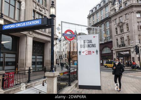 Oxford Circus Underground, London, während der Pandemie von Covid 19 Stockfoto