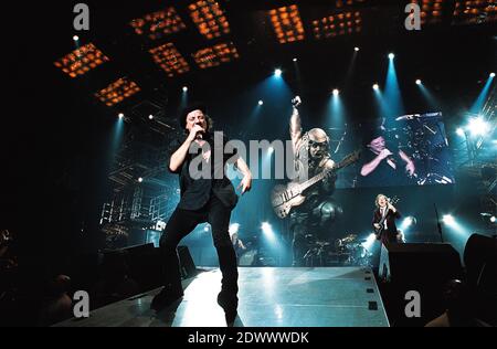 AC/DC im Konzert im Birmingham NEC, Großbritannien. November 2000 Stockfoto