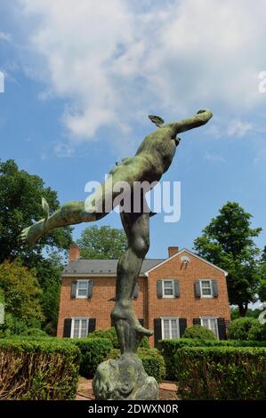 Der römische Gott Merkur Statue. The Glen Burnie House and Gardens, im Museum of the Shenandoah Valley {MSV). Winchester, Shenandoah Valley, Virginia, USA Stockfoto