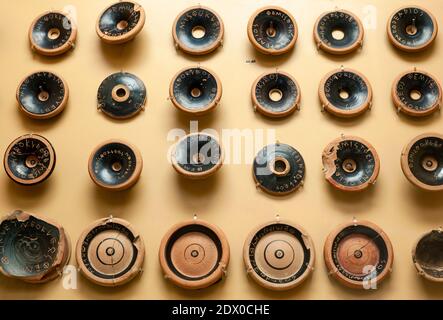 Ostracons mit Namen im antiken Agora-Museum in Athen, untergebracht in der Stoa of Attalus, Athen, Griechenland Stockfoto