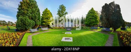Garden of Remembrance für Pan am Flight 103 auf dem Dryfestale Cemetery, Lockerbie in Schottland. Stockfoto