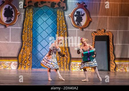 Cuban National Ballet Spielt „Cinderella“, Santa Clara, Kuba Stockfoto