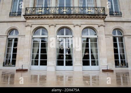 Ein Blick auf den Garten des Elysee-Palastes, der offiziellen Residenz des französischen Präsidenten, an einem Tag der offenen Tür für die Öffentlichkeit, 6. Juli 2014. Foto von Audrey Poree/ABACAPRESS.COM Stockfoto
