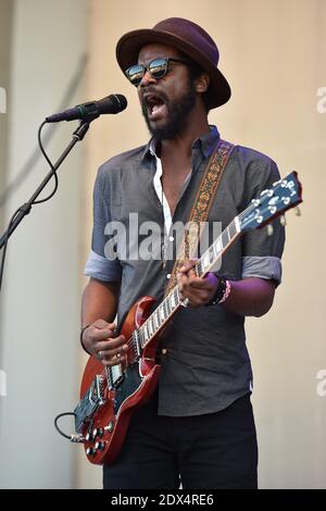 Gary Clark, Jr. tritt am 10. Juli 2014 im 2014 Taste of Chicago im Grant Park in Chicago, IL, USA, auf. Foto von Cindy Barrymore/ABACAPRESS.COM Stockfoto