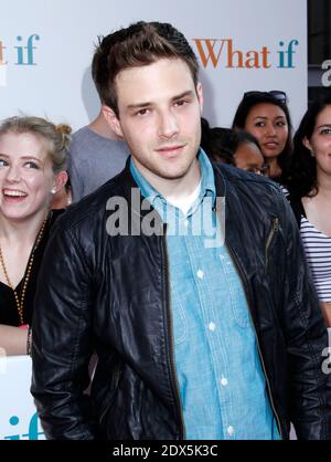 Ben Rappaport nimmt am 4. August 2014 an der Fanvorführung "What If" im Regal E-Walk Theater am Times Square in New York City, NY, USA, Teil. Foto von Donna ward/ABACAPRESS.COM Stockfoto