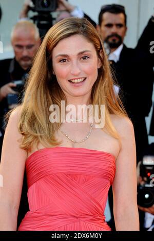 Julie Gayet bei der Birdman-Premiere zur Eröffnung des 71. Internationalen Filmfestivals in Venedig am 27. August 2014 in Venedig, Italien. Foto von Aurore Marechal/ABACAPRESS.COM Stockfoto