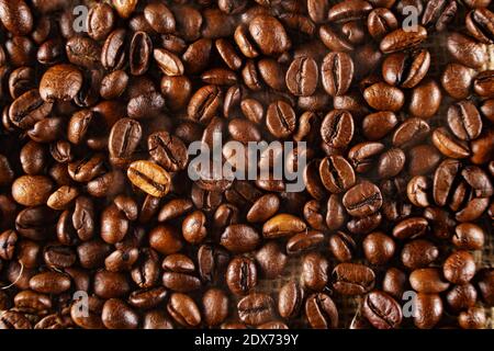 Frisch gerösteter Kaffee. Geeignet als Hintergrund. Stockfoto