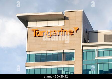 Toronto, Kanada - 7. August 2019: Tangerine North York Bürogebäude in Toronto, Kanada. Stockfoto