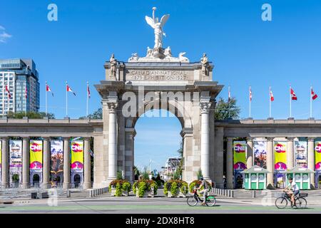 Toronto, Kanada - 11. August 2019: Eingang zum Exhibition Place, dem größten Ausstellungszentrum in Toronto, Kanada. Stockfoto