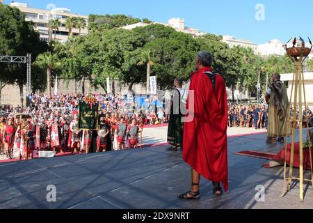 Ein jährliches Fest in Cartagena, Spanien ist die Cartagener und Römer. Hier versammlungen der General der römischen Kräfte seine Truppen für die Schlacht, die kommen soll. Stockfoto