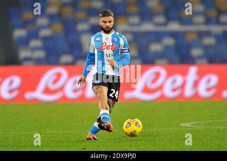 Neapel, Italien. Dezember 2020. Lorenzo Insigne Spieler von Neapel, während des Spiels der italienischen Serie A Fußball-Meisterschaft zwischen Neapel gegen Turin 1:1, Spiel im Diego Armando Maradona Stadion in Neapel gespielt. Italien, 23. Dezember 2020. (Foto von Vincenzo Izzo/Sipa USA) Quelle: SIPA USA/Alamy Live News Stockfoto