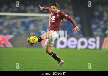 Neapel, Italien. Dezember 2020. Ricardo rodriguez Spieler von Turin, während des Spiels der italienischen Serie A Fußball-Meisterschaft zwischen Napoli gegen Turin 1:1, Spiel im Diego Armando Maradona Stadion in Neapel gespielt. Italien, 23. Dezember 2020. (Foto von Vincenzo Izzo/Sipa USA) Quelle: SIPA USA/Alamy Live News Stockfoto