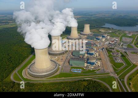 Kernkraftwerk Cattenom in Lothringen in Cattenom, Frankreich. Foto von Jean-Louis Burnod/EDF/ABACAPRESS.COM Stockfoto