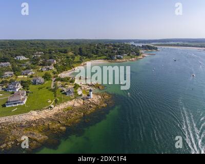 Annisquam Harbour Lighthouse, Blick von oben, Gloucester, Cape Ann, Massachusetts, MA, USA. Dieser historische Leuchtturm wurde 1898 am Fluss Annisquam erbaut. Stockfoto