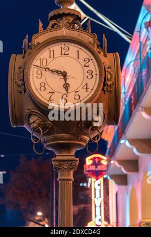 Old Street Clock in Downtown San Jose Stockfoto