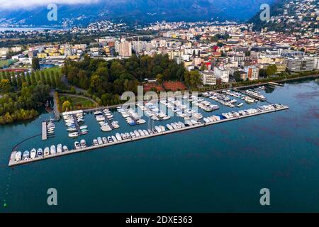 Luftaufnahme am Morgen , Schweiz, Tessin, Locarno, Lago Maggiore Stockfoto