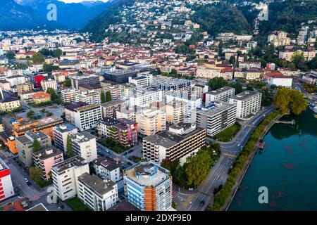 Luftaufnahme am Morgen , Schweiz, Tessin, Locarno, Lago Maggiore Stockfoto