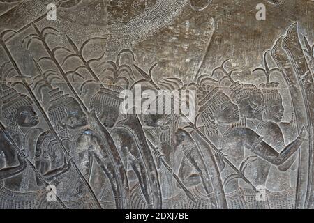 Bas-Relief von Soldaten an den Wänden von Angkor Wat Stockfoto