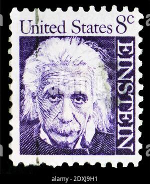 MOSKAU, RUSSLAND - 23. MÄRZ 2019: Die in den USA gedruckte Briefmarke zeigt Albert Einstein (1879-1955), Physiker, berühmte amerikanische Serie, um 19 Stockfoto
