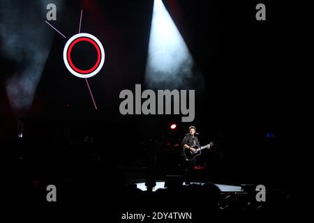 Der französische Sänger Patrick Bruel tritt am 1. November 2014 live im Beacon Theatre in New York City, NY, USA, auf. Foto von Charles Guerin/ABACAPRESS.COM Stockfoto