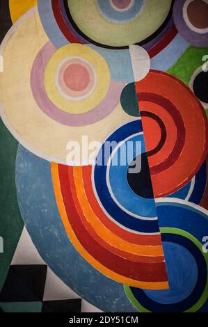 Ausstellungs-Retrospektive von Sonia Delaunay während des Pressetag im Museum of Modern Art in Paris, Frankreich am 3. November 2014. Diese Ausstellung wird am 15. April 2015 im Tate Modern Museum in London gezeigt. Foto Thierry Orban/ABACAPRESS.COM Stockfoto