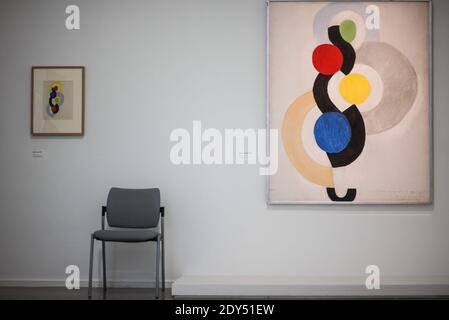 Ausstellungs-Retrospektive von Sonia Delaunay während des Pressetag im Museum of Modern Art in Paris, Frankreich am 3. November 2014. Diese Ausstellung wird am 15. April 2015 im Tate Modern Museum in London gezeigt. Foto Thierry Orban/ABACAPRESS.COM Stockfoto