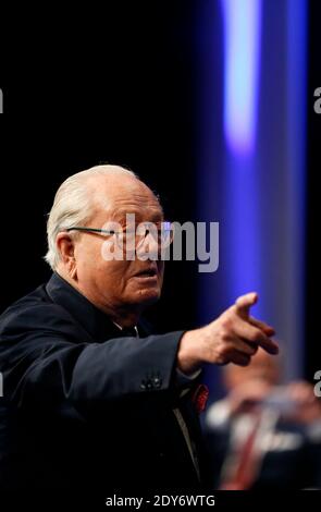 Marine Le Pen und Jean-Marie Le Pen nehmen am 15. Parteitag in Lyon, Frankreich, am 29. November 2014 Teil. Foto von Patrick Bernard/ABACAPRESS.COM - Lyon Stockfoto