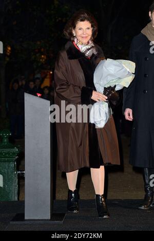 Königin Silvia von Schweden bei der Einweihung des "Jardin de Lumiere IKEA" (Nordlichter) im Garten des Palais Royal in Paris, Frankreich, am 2. Dezember 2014. Foto von Nicolas Briquet/ABACAPRESS.COM Stockfoto