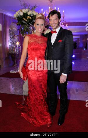 Elodie Gossuin und Bertrand Lacherie nehmen an der Verleihung der "Best Awards 2014" Teil, die am 15. Dezember 2014 in den Salons Hoche in Paris, Frankreich, stattfand. Foto von Alban Wyters/ABACAPRESS.COM Stockfoto