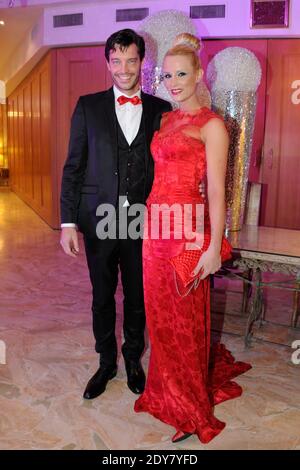 Elodie Gossuin und Bertrand Lacherie nehmen an der Verleihung der "Best Awards 2014" Teil, die am 15. Dezember 2014 in den Salons Hoche in Paris, Frankreich, stattfand. Foto von Alban Wyters/ABACAPRESS.COM Stockfoto