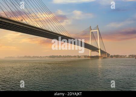 Kabel blieb Brücke bekannt als Vidyasagar Setu auf dem Fluss Ganges bei Kalkutta, Indien Stockfoto