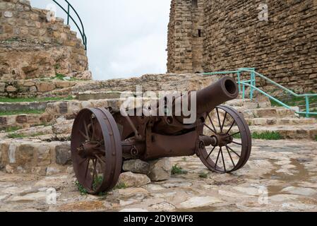 Kanone vor Kerak Burg, Jordanien Stockfoto