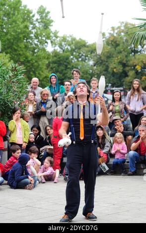 Wien, Österreich. September 15, 2011. Buskers Festival Wien am Karlsplatz Stockfoto