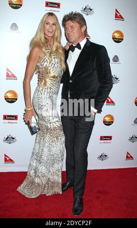 Elle Macpherson und Richard Wilkins kommen zur G'Day USA Los Angeles Black Tie Gala 2013 im JW Marriott in L.A. an LIVE in Los Angeles, CA, USA am 12. Januar 2013. Foto von Baxter/ABACAPRESS.COM Stockfoto