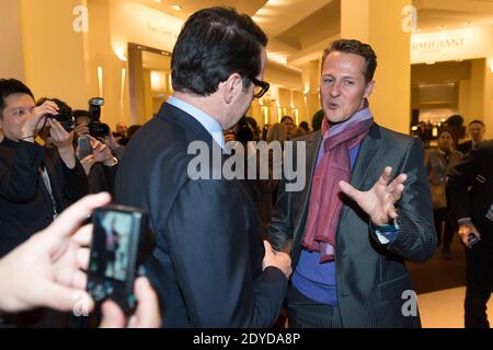 Michael Schumacher spricht mit Audemars Piguet CEO François-Henry Bennahmias auf dem Audemars Piguet Stand während der Internationalen Uhrmachermesse SIHH 2013, die am 22. Januar 2013 in der Palexpo in Genf, Schweiz, stattfand. Foto von Loona/ABACAPRESS.COM Stockfoto