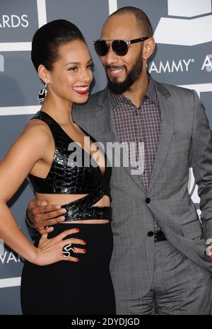 Alicia Keys und Swizz Beatz kommen am 10. Februar 2013 bei den 55. Jährlichen GRAMMY Awards im Staples Center in Los Angeles, CA, USA, an. Foto von Lionel Hahn/ABACAPRESS.COM Stockfoto