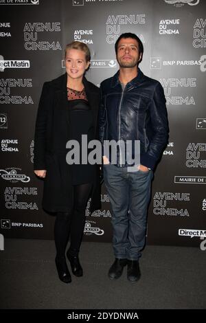 Virginie Efira und Mabrouk El Mechri bei der Premiere von 'mobius', die am 12. Februar 2013 im Kino UGC Normandie in Paris, Frankreich, stattfand. Foto von Jerome Domine/ABACAPRESS.COM Stockfoto
