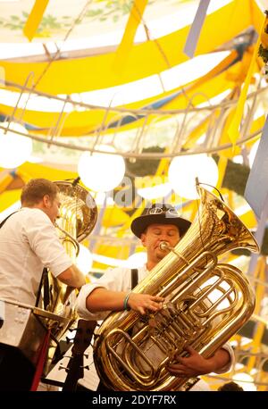 Oompah Band auf Oktoberfest (Oktoberfest) Stockfoto