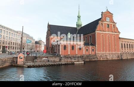 Kopenhagen, Dänemark - 10. Dezember 2017: Außen der Kirche Holmen oder Holmens Kirke, ist es eine Pfarrkirche im Zentrum von Kopenhagen auf dem platziert Stockfoto