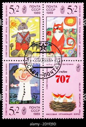 MOSKAU, RUSSLAND - 25. MAI 2019: Vier in der Sowjetunion gedruckte Briefmarken aus der Serie Lenin Kinderfonds, um 1989 Stockfoto