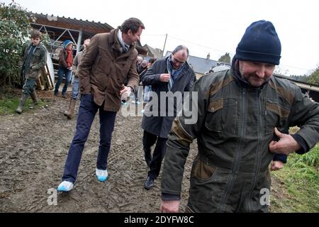 Yannick Jadot Reise in die Bretagne zum Thema der landwirtschaftlichen Transition. Der Kandidat Europe Ecologie Les Verts (EELV) bei der Präsidentschaftswahl Stockfoto