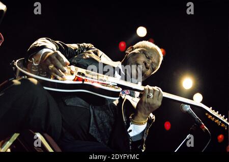 BB King im Konzert in der Royal Albert Hall in London. Juli 2002. Stockfoto