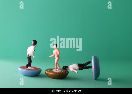 Subbuteo Tisch Fußball Streaker und Polizisten Expansion Pack. Stockfoto