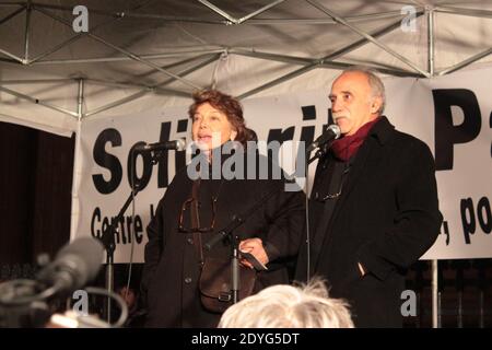 Leila Shahid, Michel Warschawski : Manifestation à Paris Suite à l'nterdiction de la conférence avec Stéphane Hessel à l'ENS Stockfoto